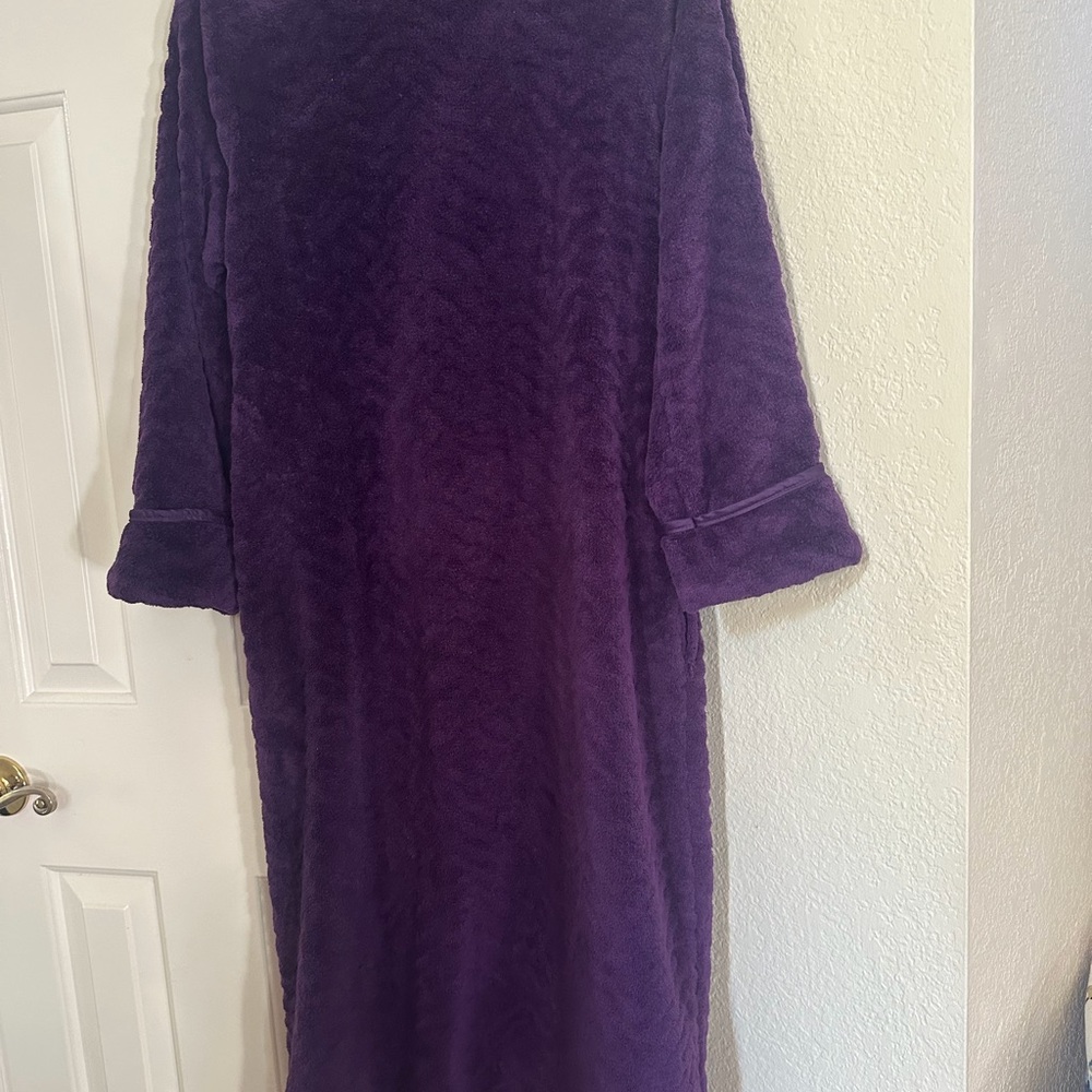 OSCAR de la RENTA (S/M) Purple Long Robe - Picture 9 of 13
